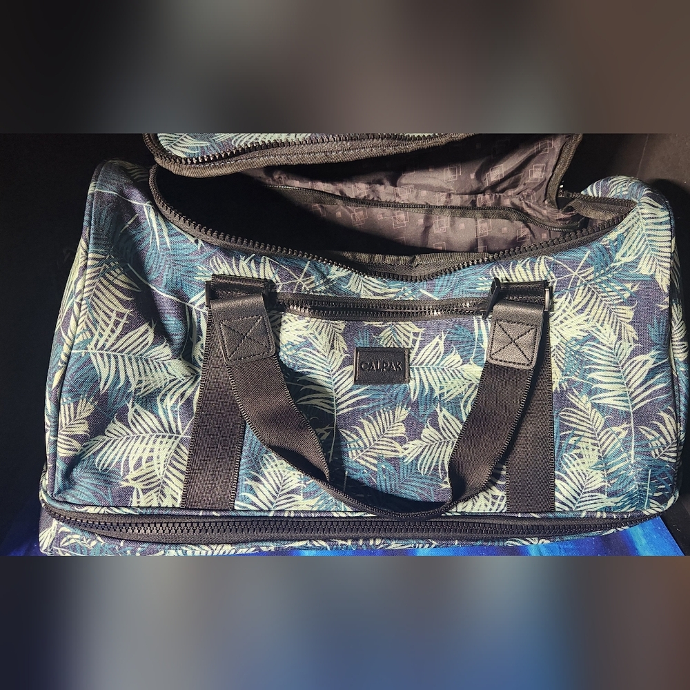 CALPAK Luggage Palm Leaf Travel Duffle Preown- Rare design and lower compartment